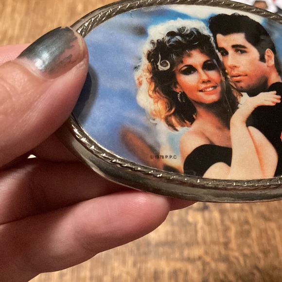1978 Grease Belt Buckle - Picture 4 of 4